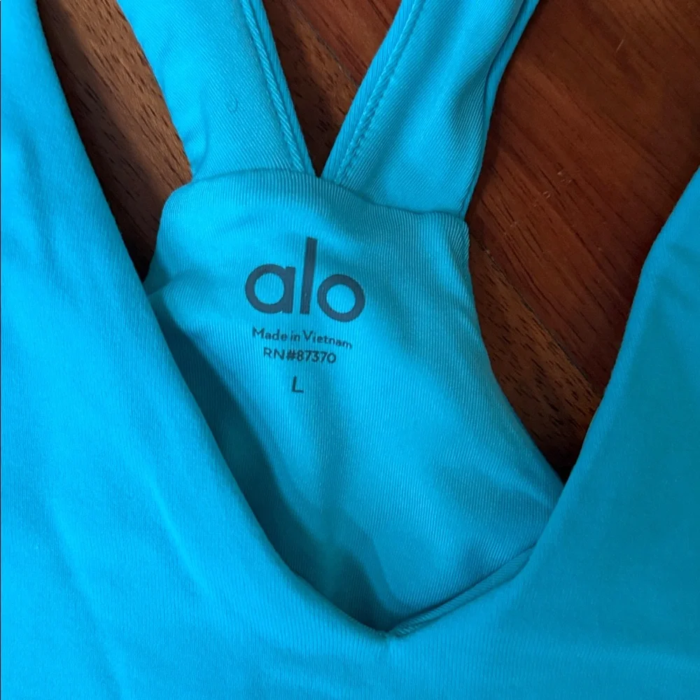 ALO Real Bra Tank - Picture 3 of 3